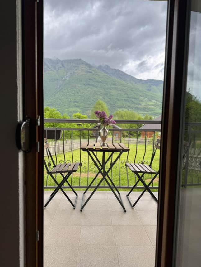 Visitor Yard Bed and Breakfast Πλαβ Εξωτερικό φωτογραφία