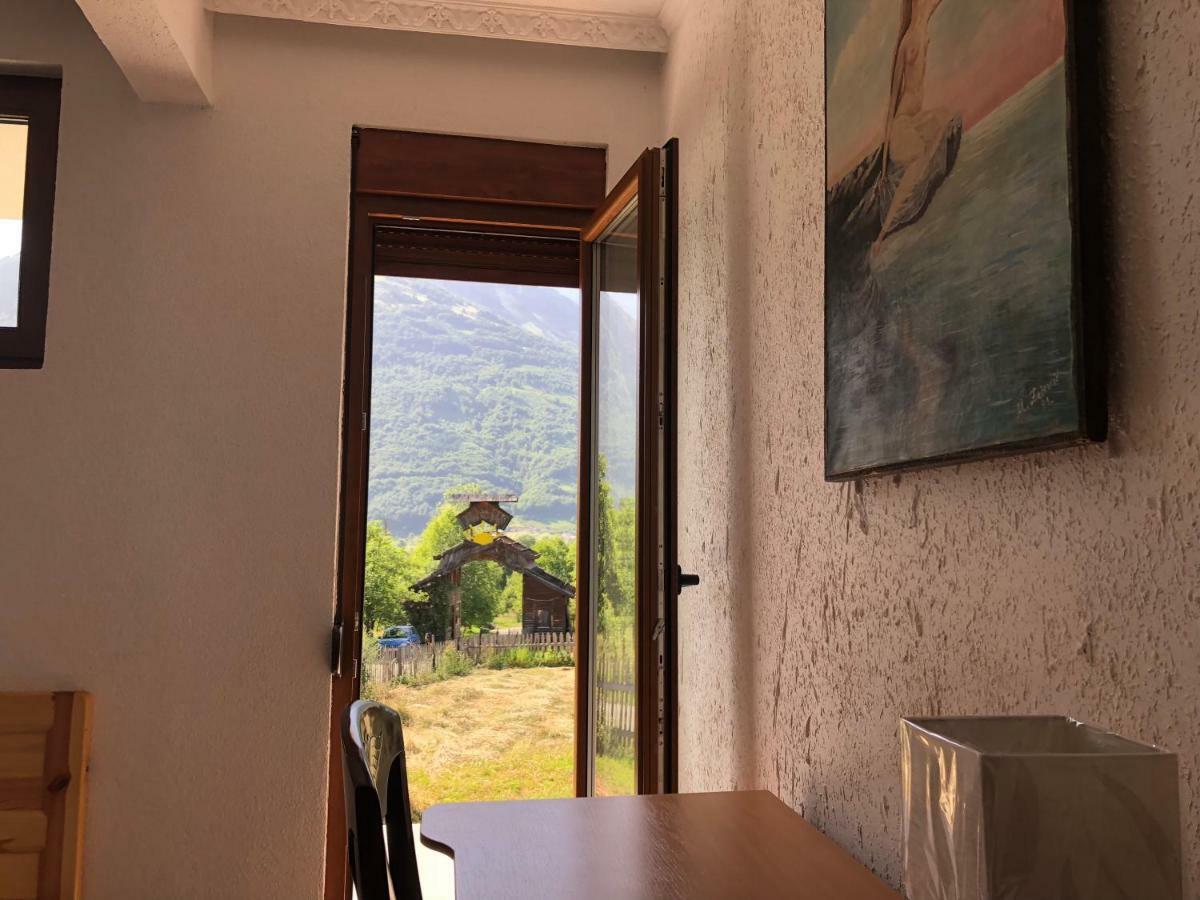 Visitor Yard Bed and Breakfast Πλαβ Εξωτερικό φωτογραφία