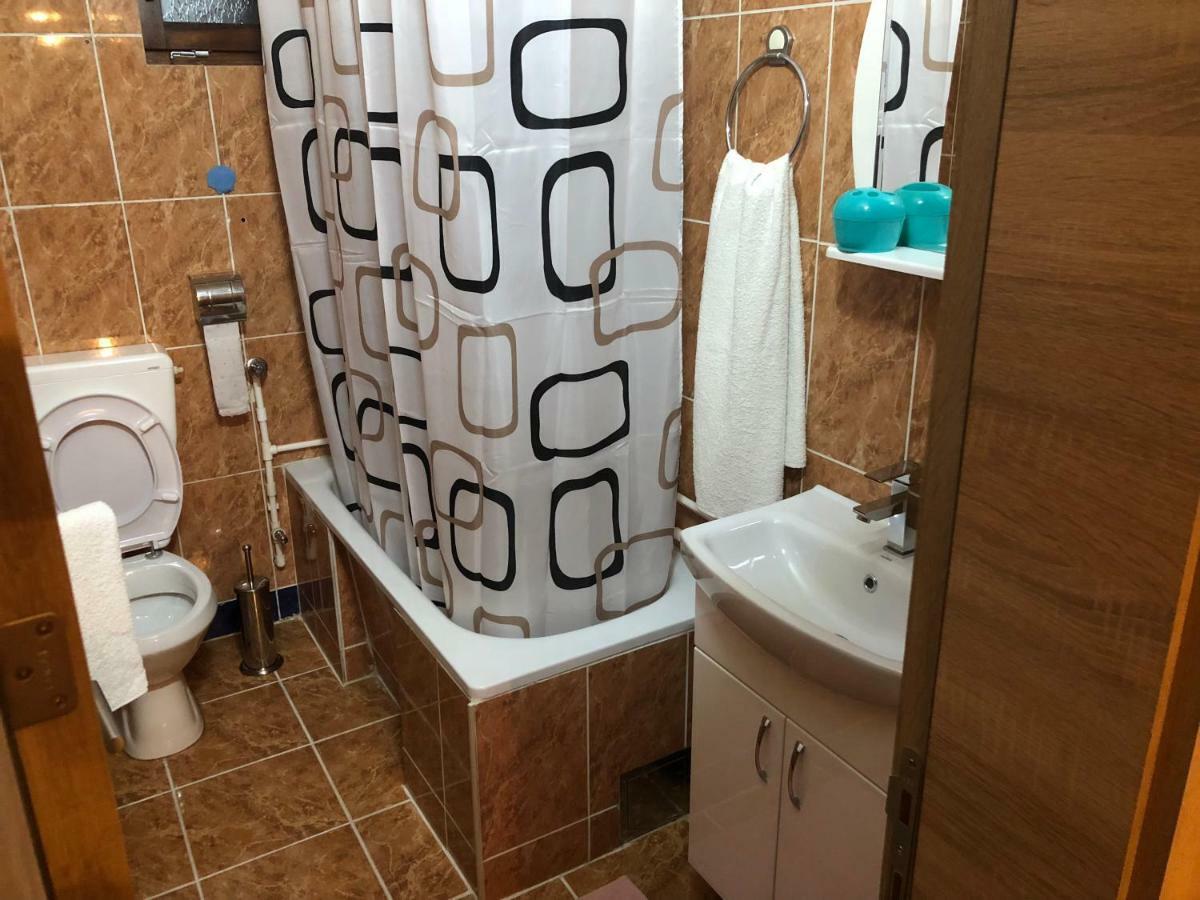 Visitor Yard Bed and Breakfast Πλαβ Εξωτερικό φωτογραφία